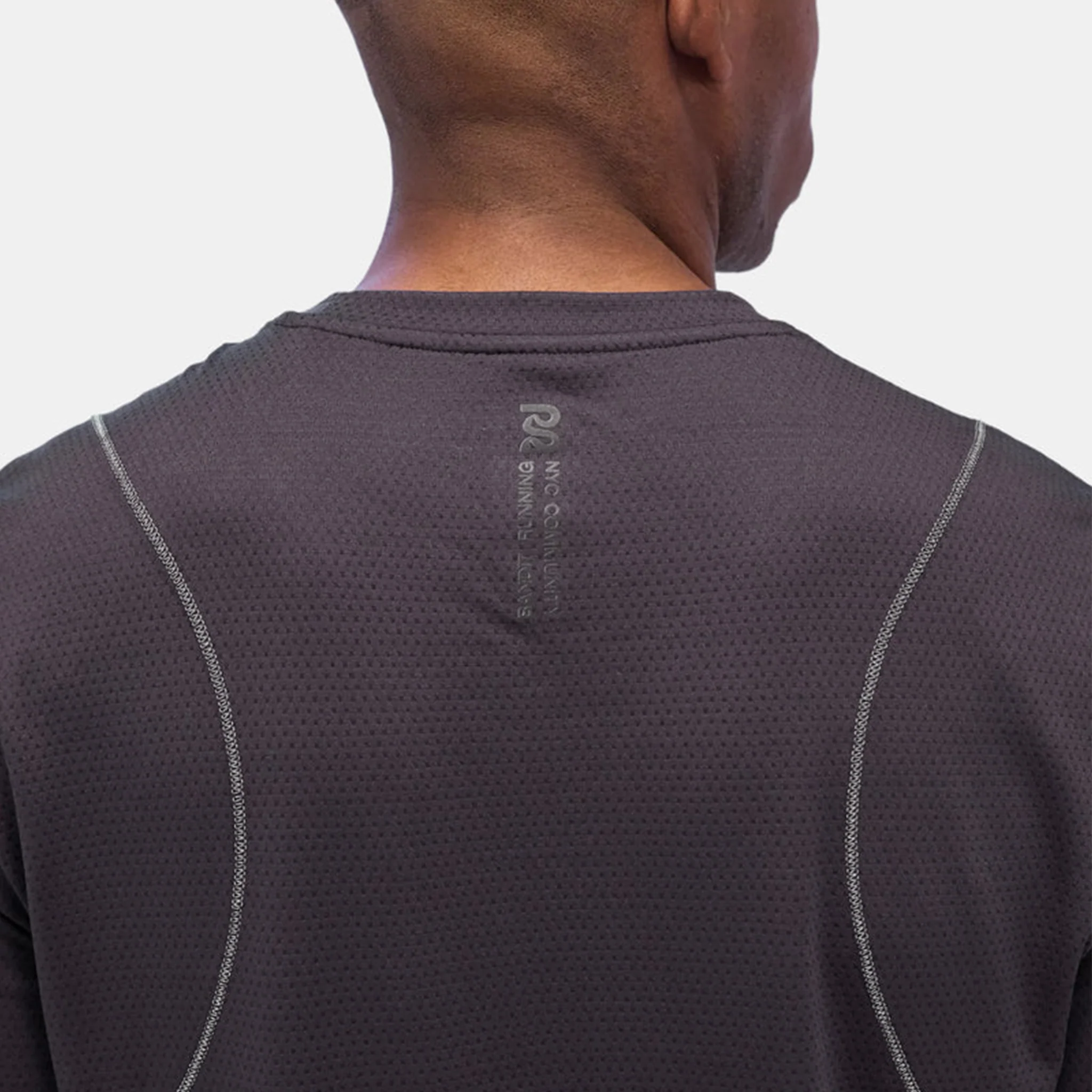 Bandit Mens Micromesh Reflecto Stitch Run Tee - Shadow - SS26 - Image 4