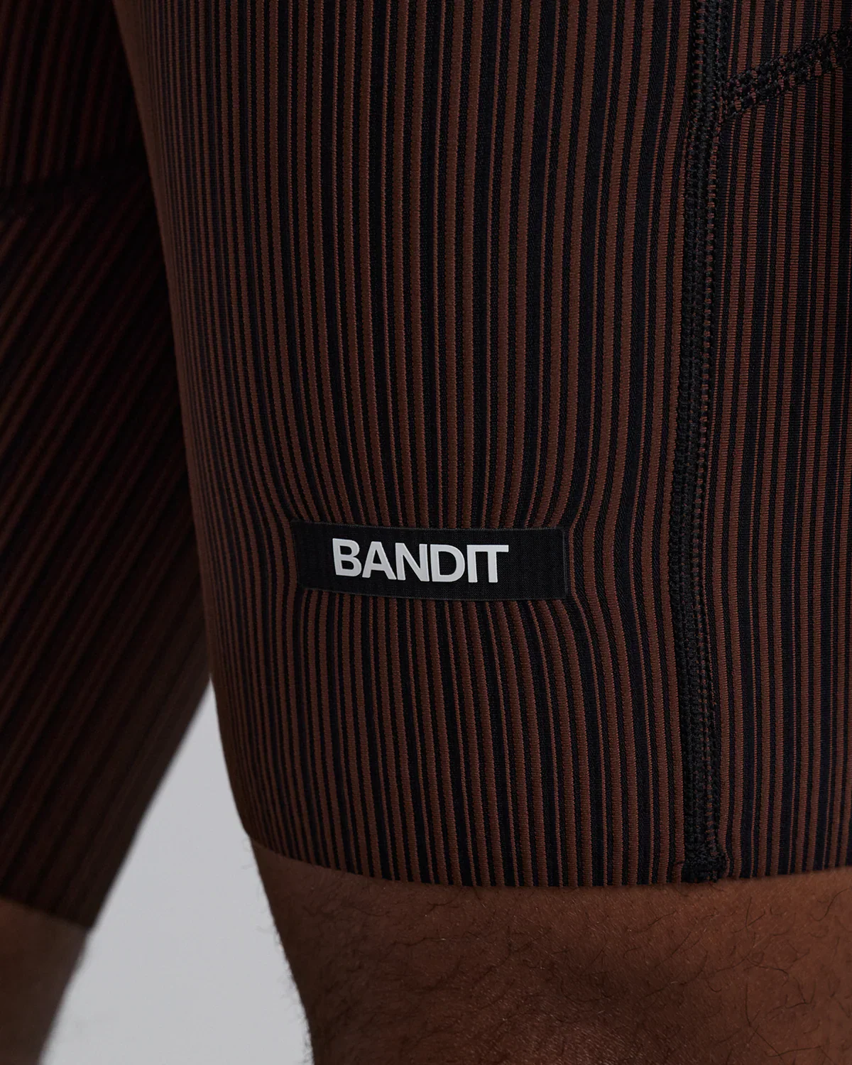 Bandit Mens Striped Cadence™ 7" Pocket Half Tights - Cacao/Black - SS26 - Image 4