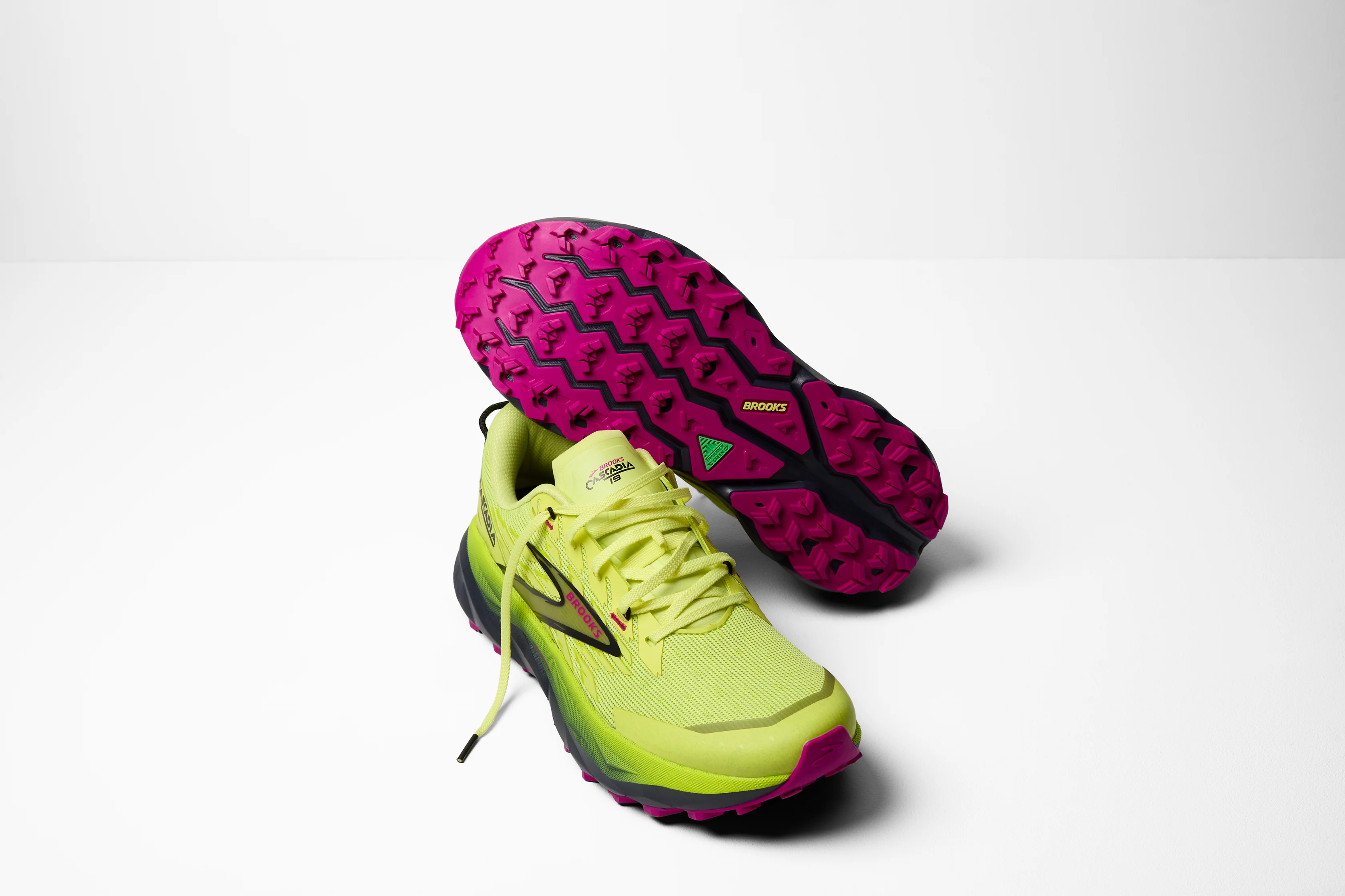 Brooks Womens Cascadia 19 - Sunny Lime/Black/Magenta - Trail - AW25 - Image 8