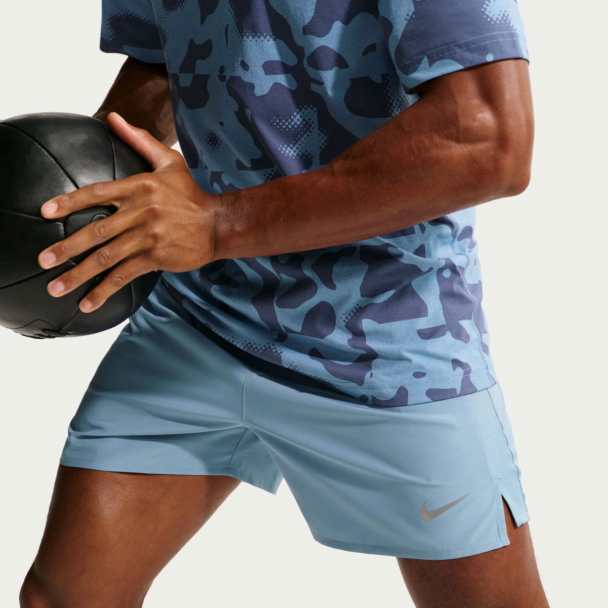 Nike Challenger Men's Dri-FIT 5" 2-in-1 Versatile Shorts - Work Blue/Reflective Silver - SP26 - Image 3