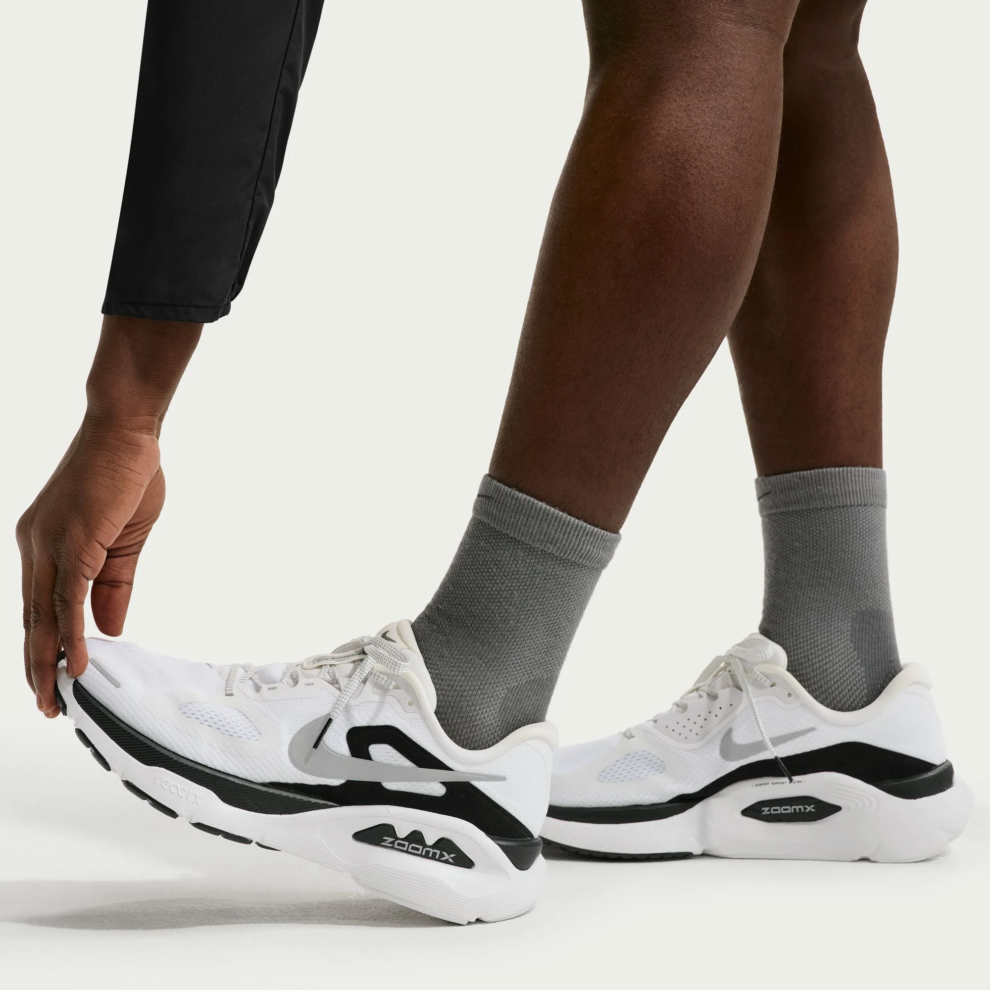 Nike Mens Structure Plus - Summit White/Metallic Silver/Black - Stability - SU26 - Image 12
