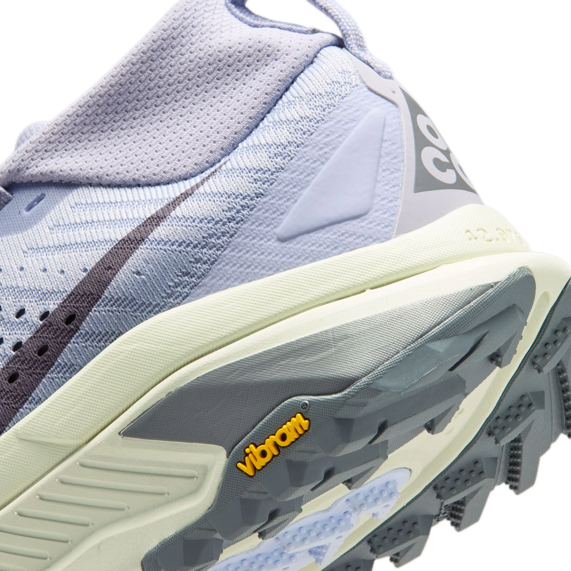 Nike Womens ACG Zegama - Ghost/Cement Grey/Sea Glass/Smoke Grey - Trail - SU26 - Image 10