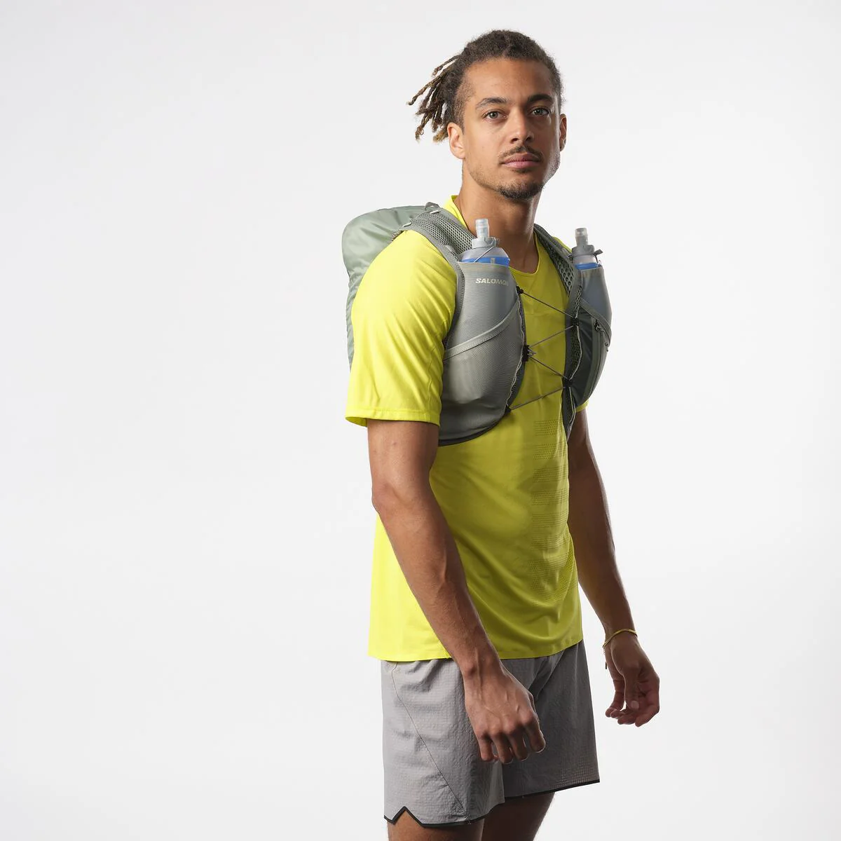 Salomon Active Skin 8 Unisex Vest with Flasks - Laurel Wreath/Lily Pad - Image 2