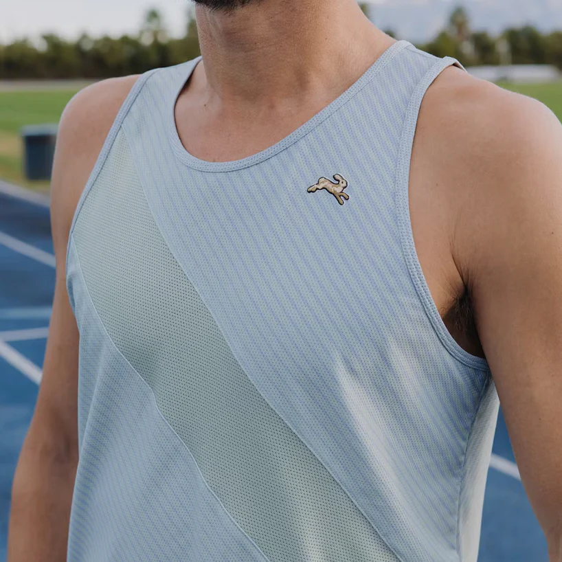 Tracksmith Mens Van Cortlandt Singlet - Dusty Blue Print/Jadeite - SS26 - Image 2